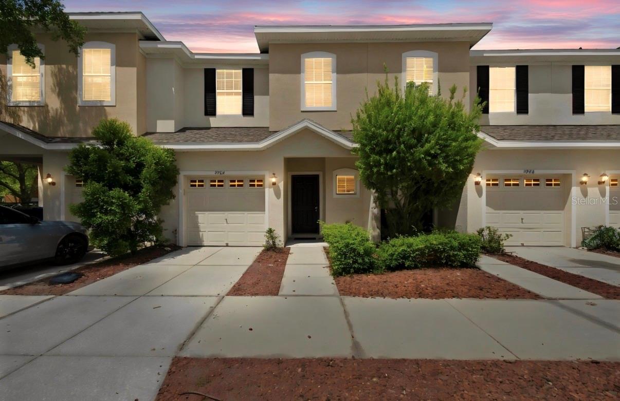 9904 Venetian River Way Property Photo 1