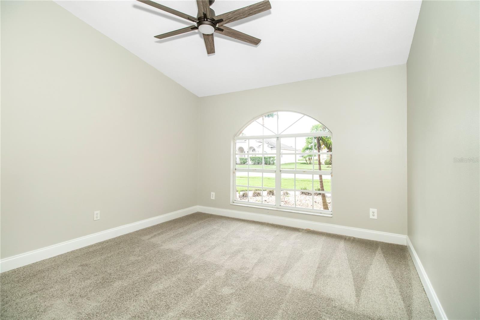 4700 Balsam Dr Property Photo 17