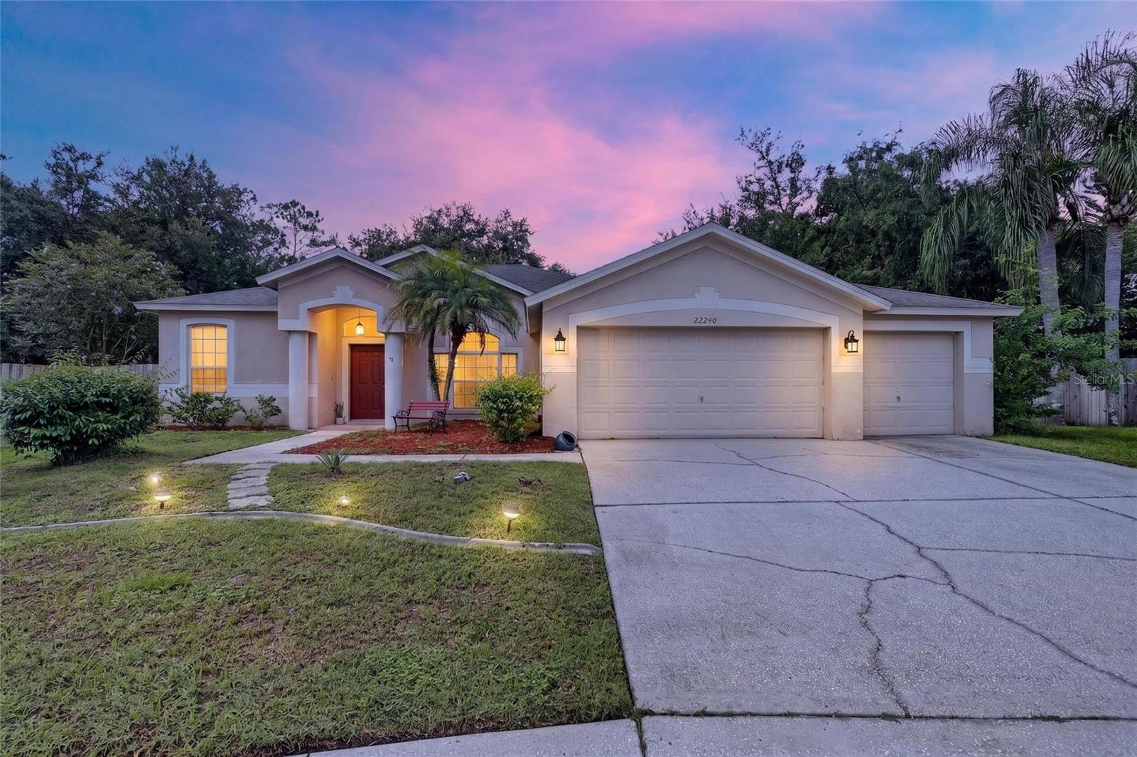 22240 WILLOW LAKES DR Property Photo 1