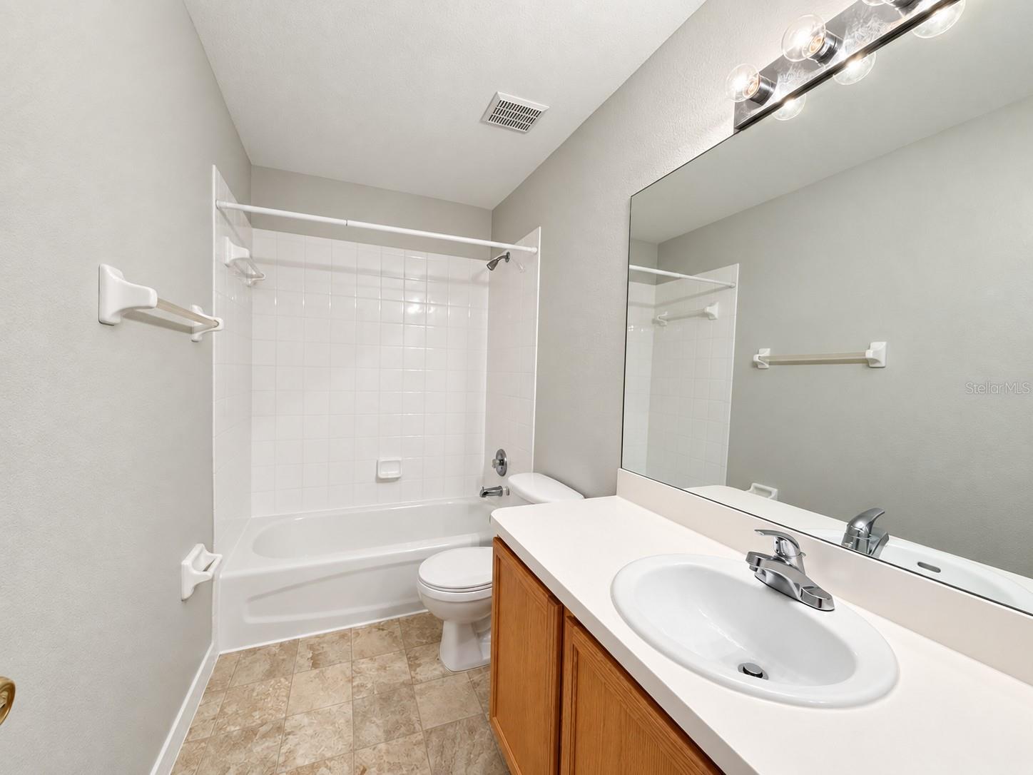 2260 Fluorshire Dr Property Photo 12