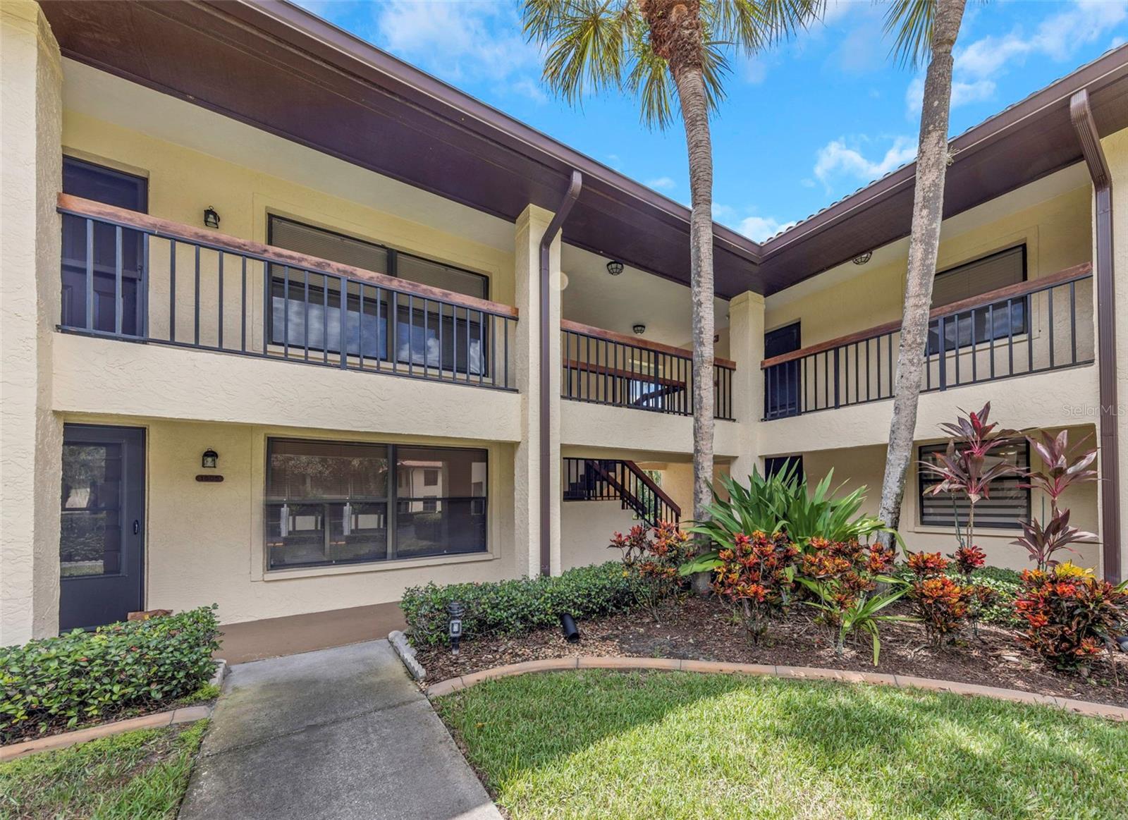1906 Hammock Pine Blvd #1906 Property Photo 2
