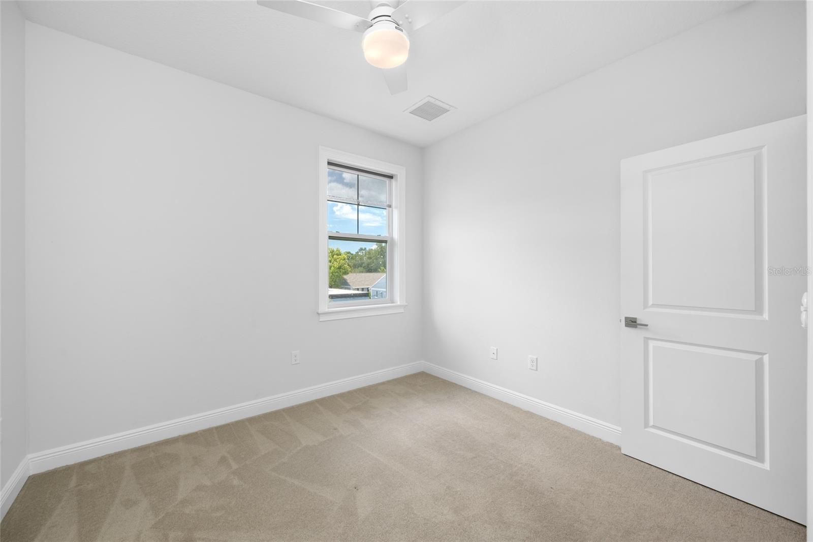 4302 W North B St #2 Property Photo 35