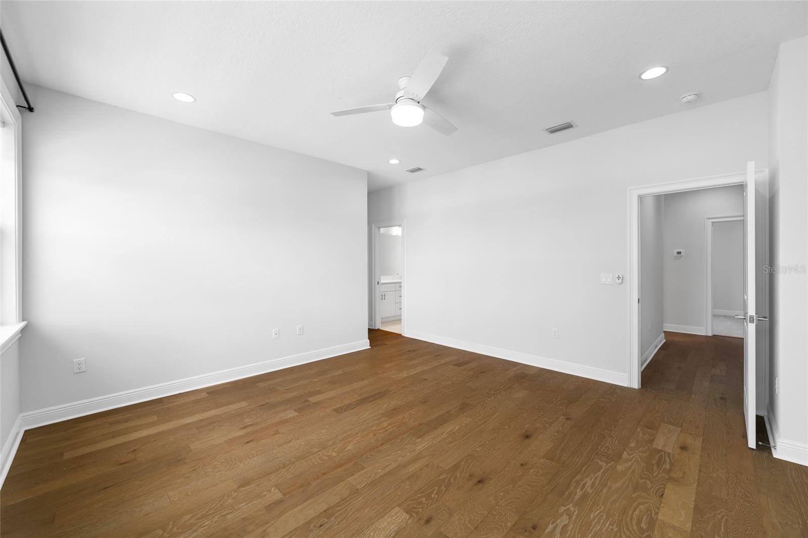4302 W North B St #2 Property Photo 39