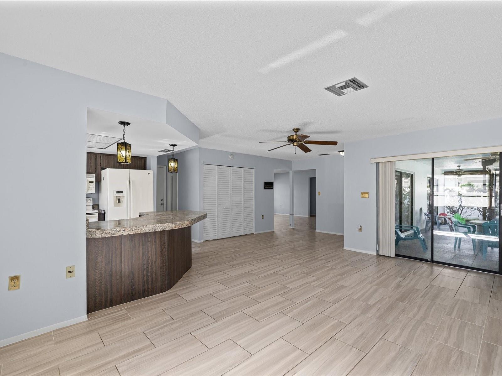 6907 Bottle Brush Dr Property Photo 17