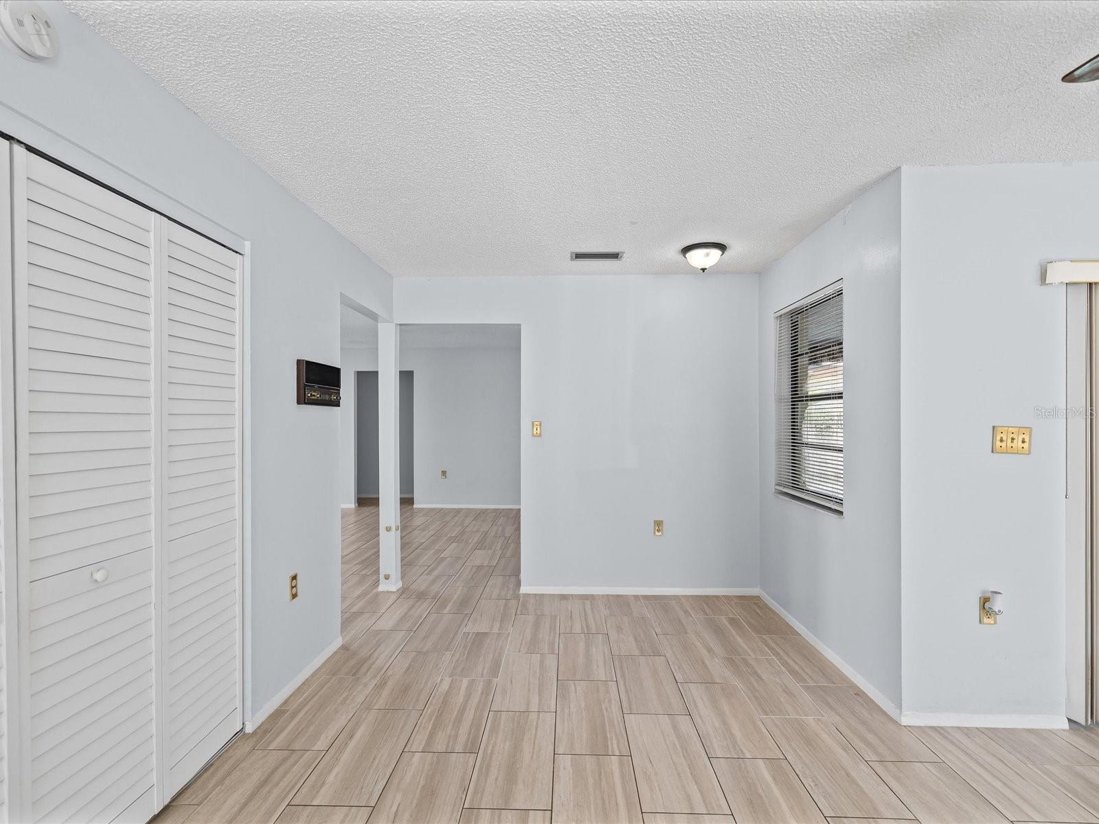 6907 Bottle Brush Dr Property Photo 19