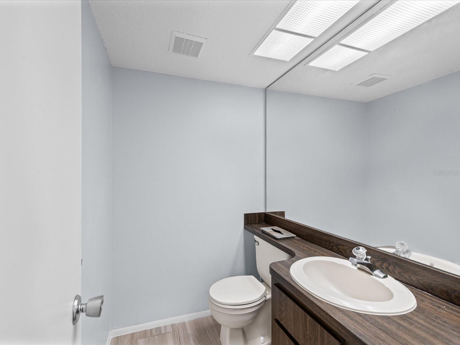 6907 Bottle Brush Dr Property Photo 24