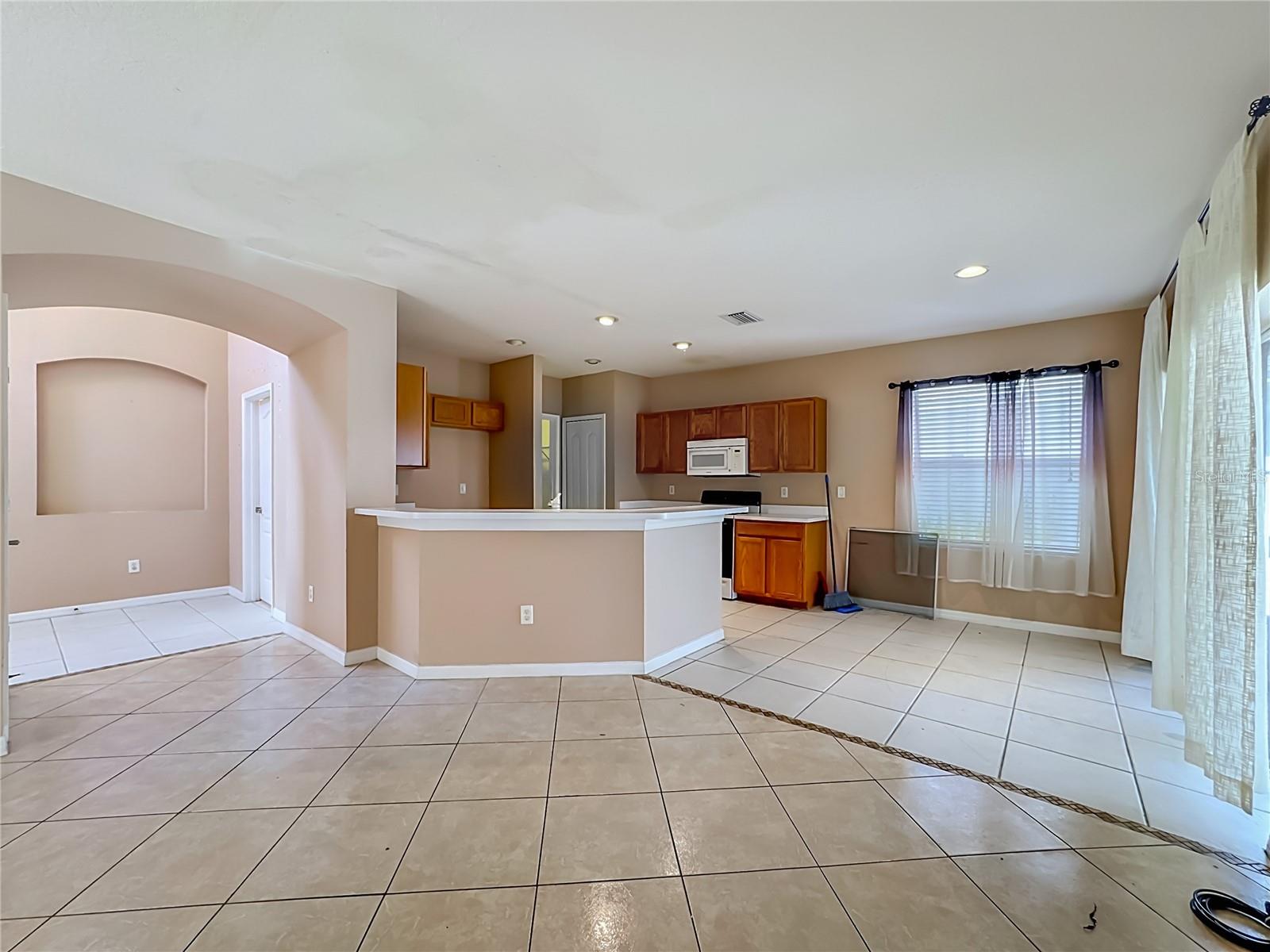 7931 Carriage Pointe Dr Property Photo 10