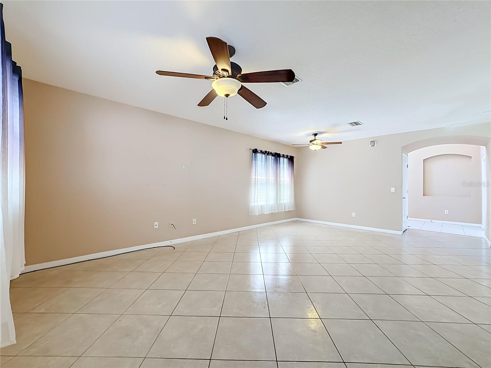 7931 Carriage Pointe Dr Property Photo 17
