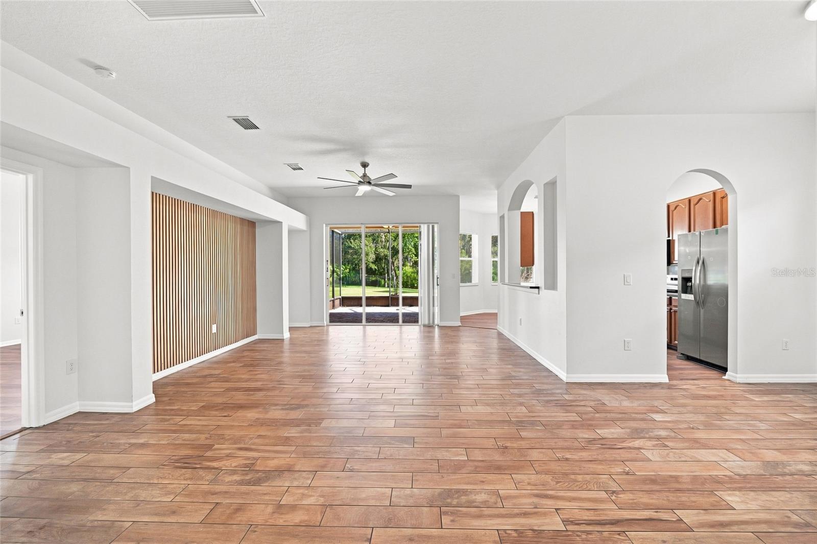 30608 Pecan Valley Loop Property Photo 8