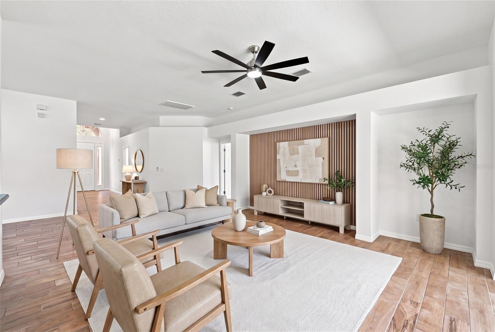 30608 Pecan Valley Loop Property Photo 9
