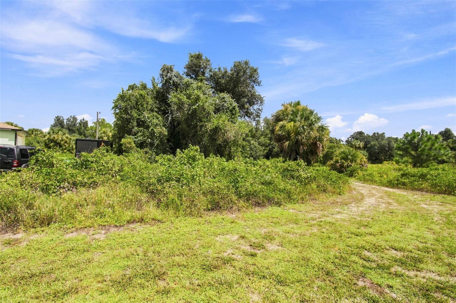 Peale Cir Property Photo 5