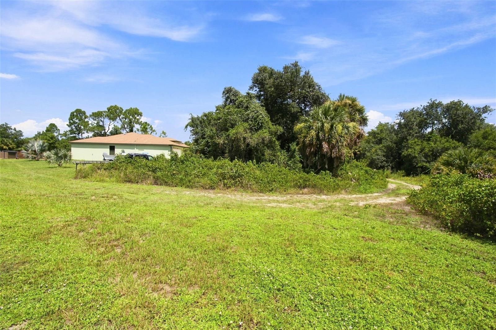 Peale Cir Property Photo 6