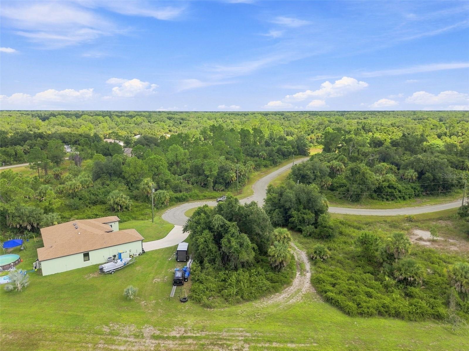 Peale Cir Property Photo 15