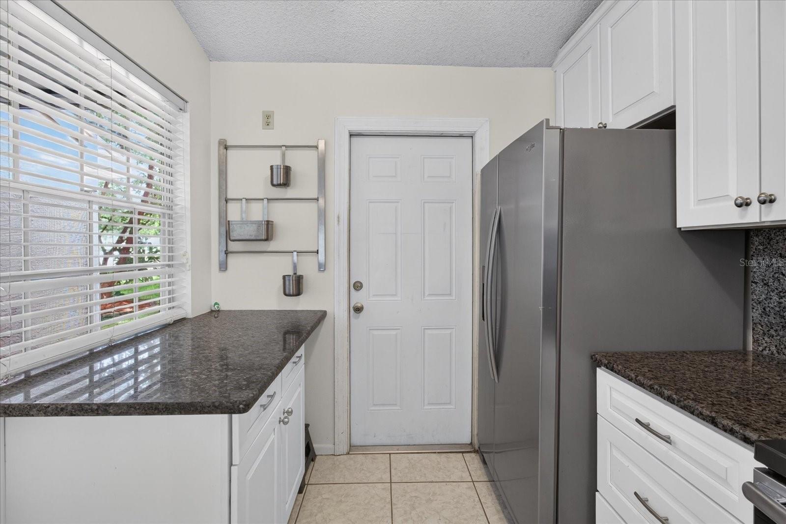 3178 Cloverplace Dr Property Photo 6