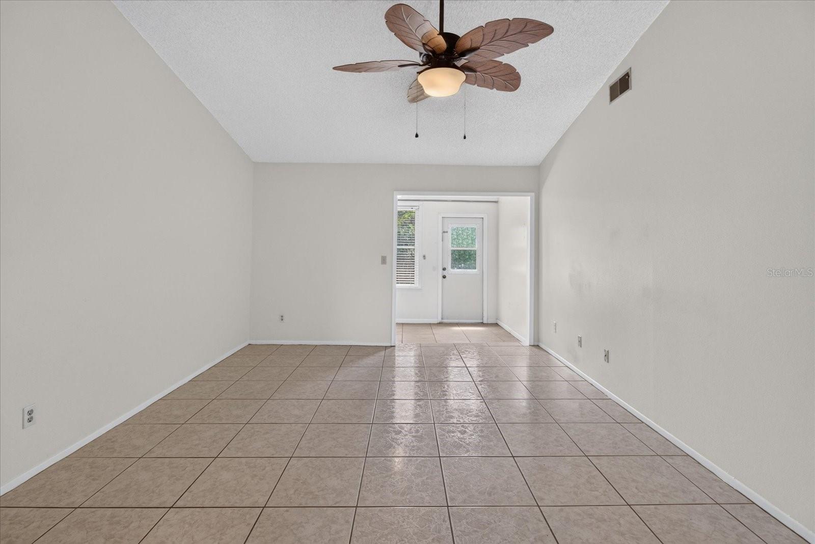 3178 Cloverplace Dr Property Photo 9