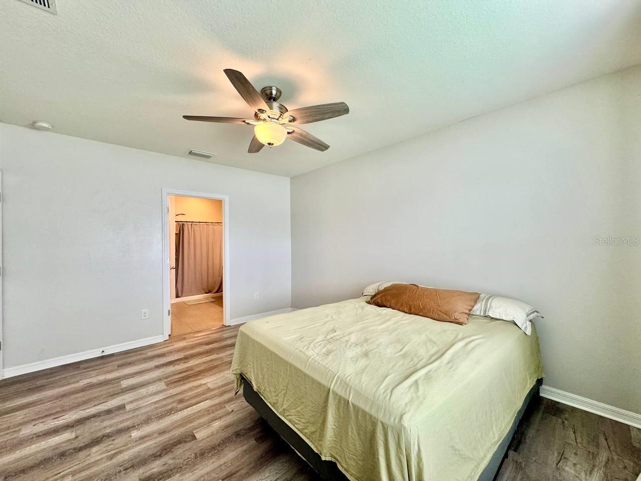 10626 Park Meadowbrooke Dr Property Photo 27
