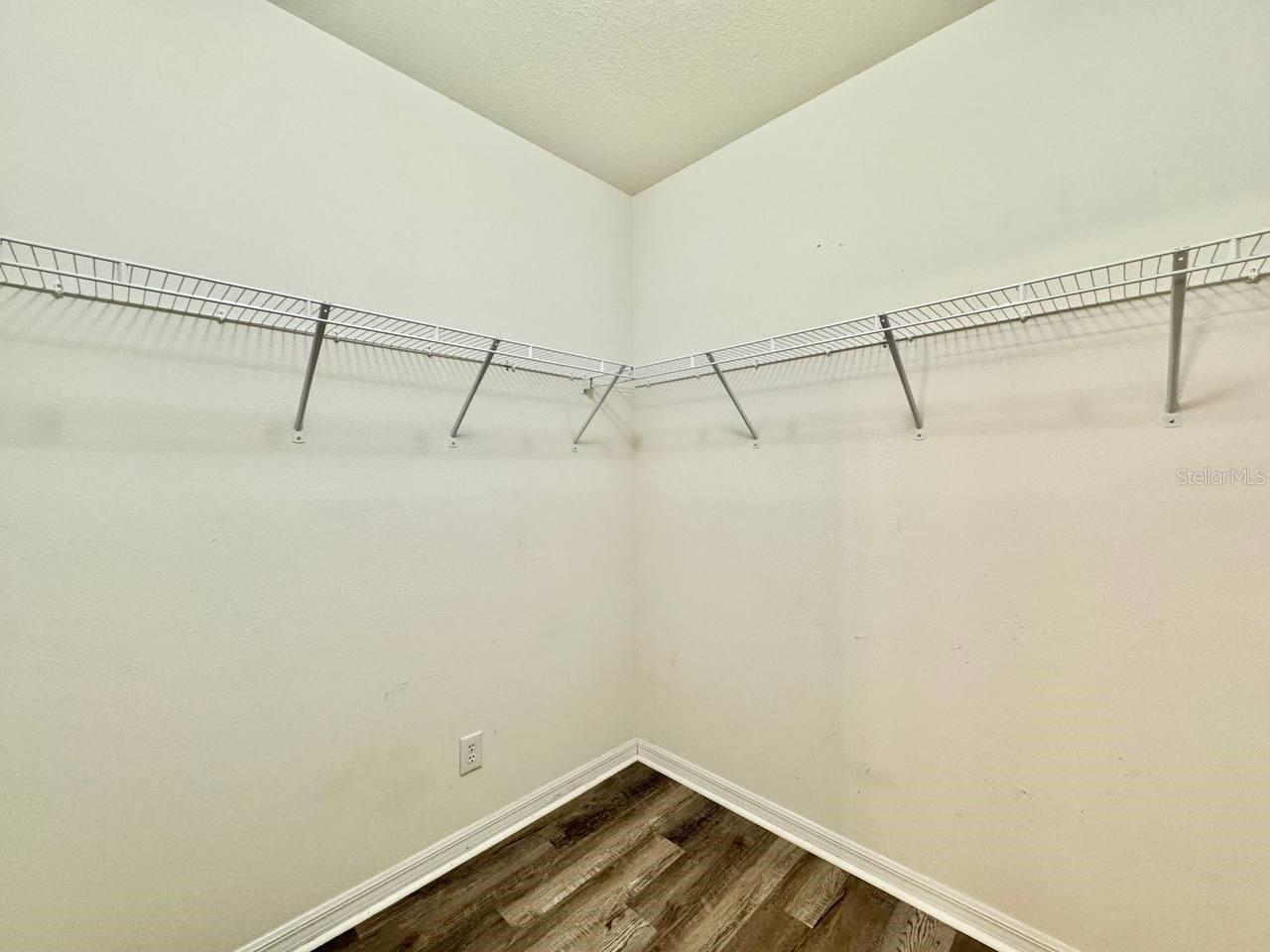 10626 Park Meadowbrooke Dr Property Photo 31