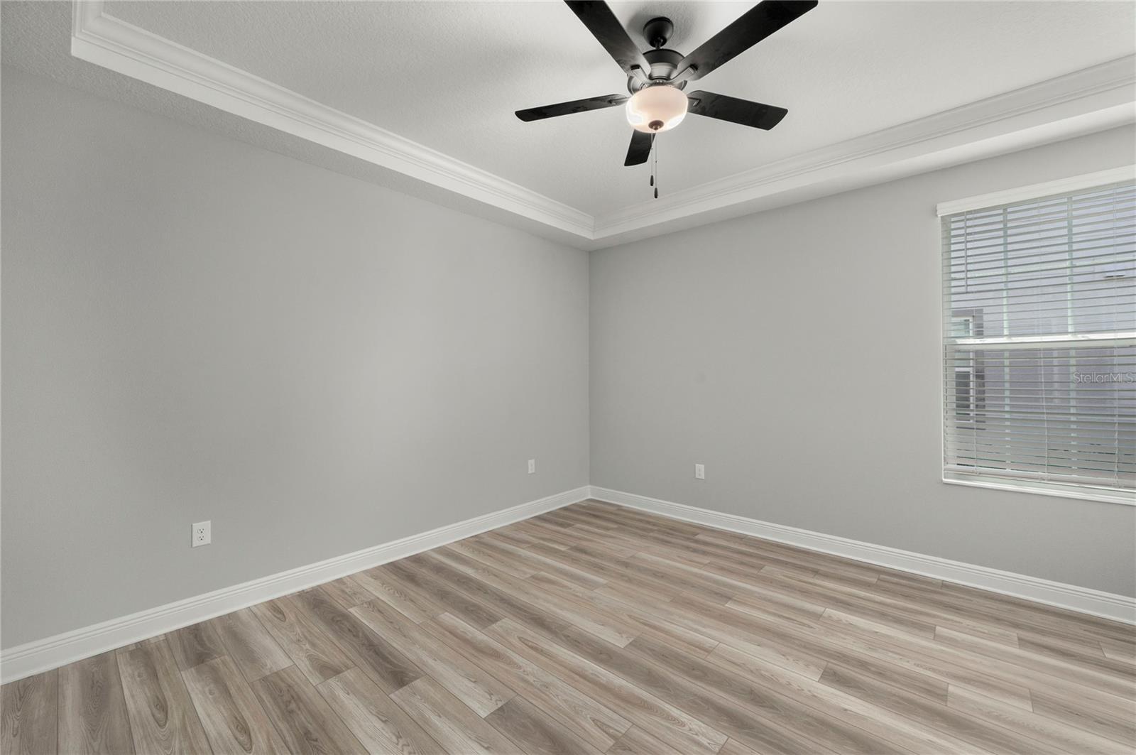 7668 Somersworth Dr Property Photo 15