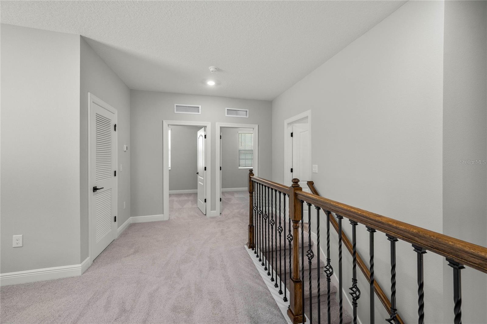 7668 Somersworth Dr Property Photo 20