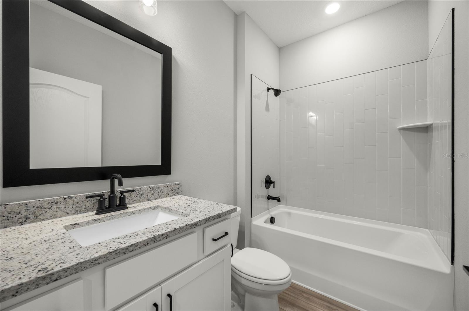 7668 Somersworth Dr Property Photo 21