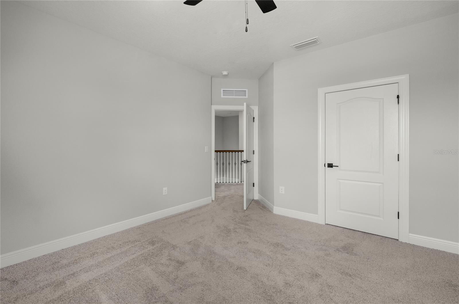 7668 Somersworth Dr Property Photo 25
