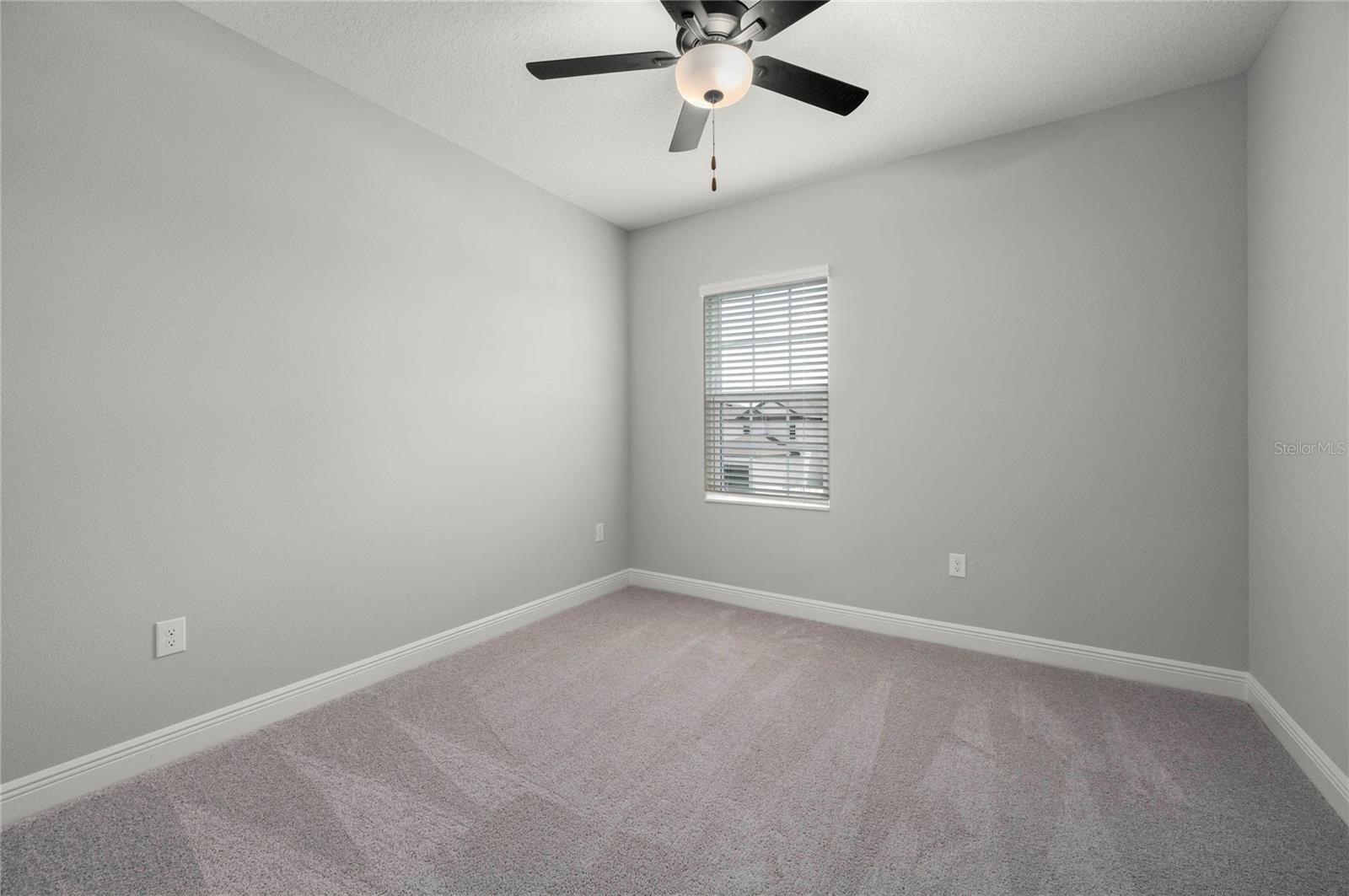 7668 Somersworth Dr Property Photo 26