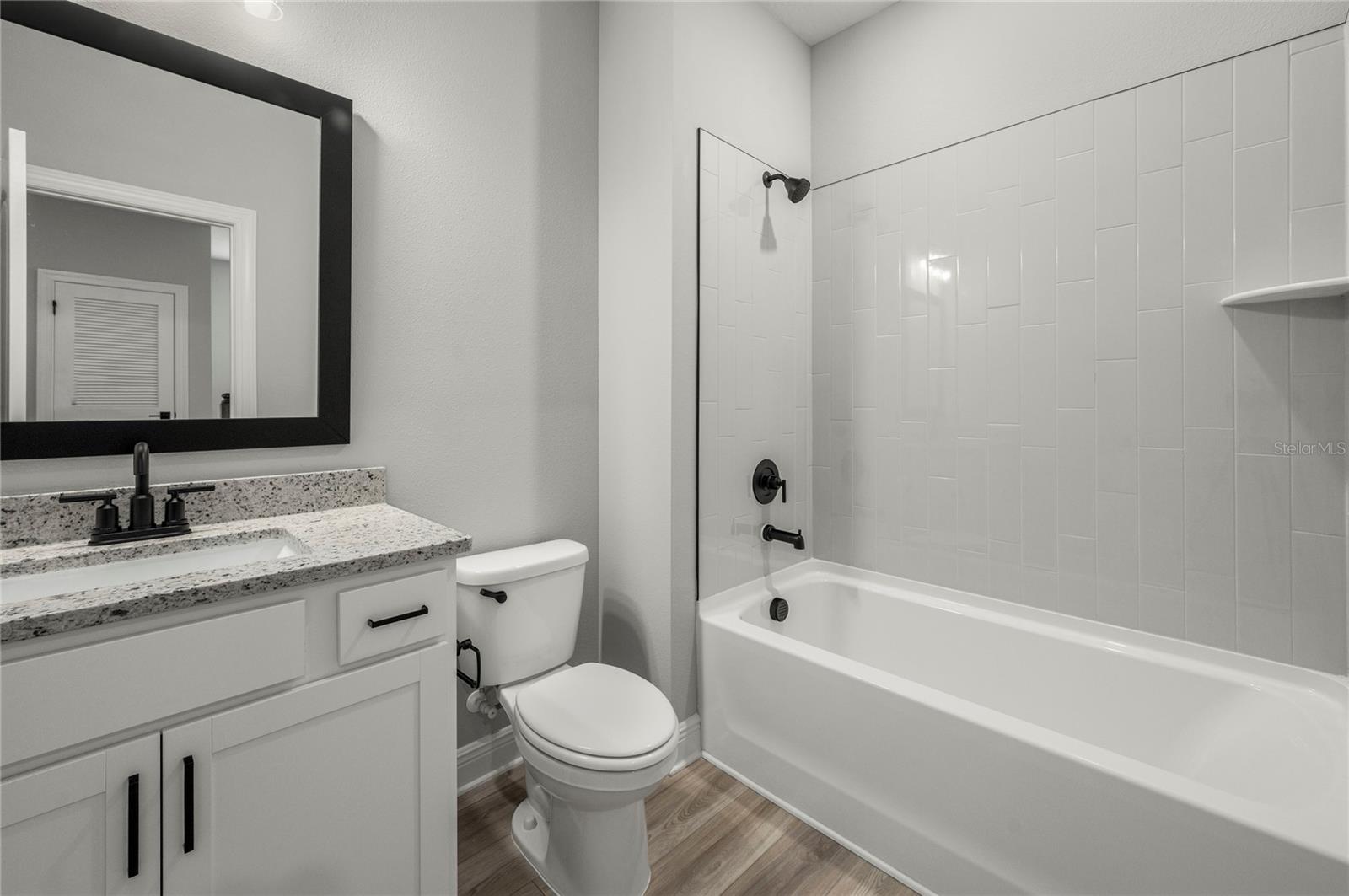 7668 Somersworth Dr Property Photo 27