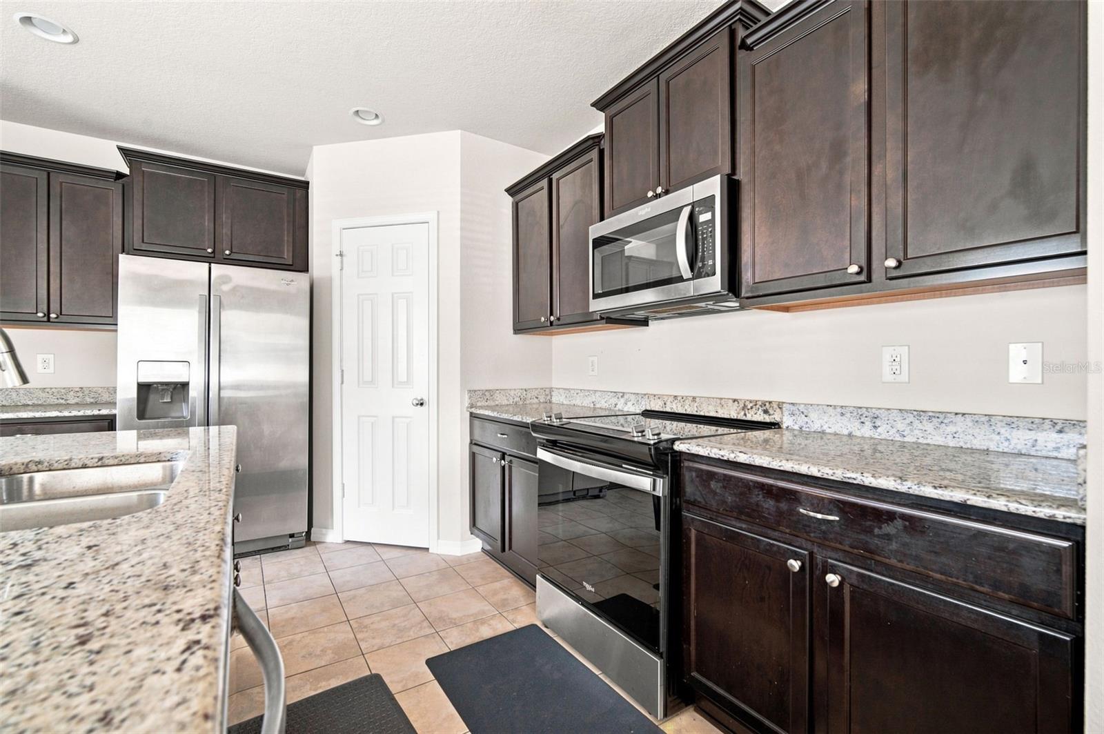 4755 Somerset Hill Ln Property Photo 28