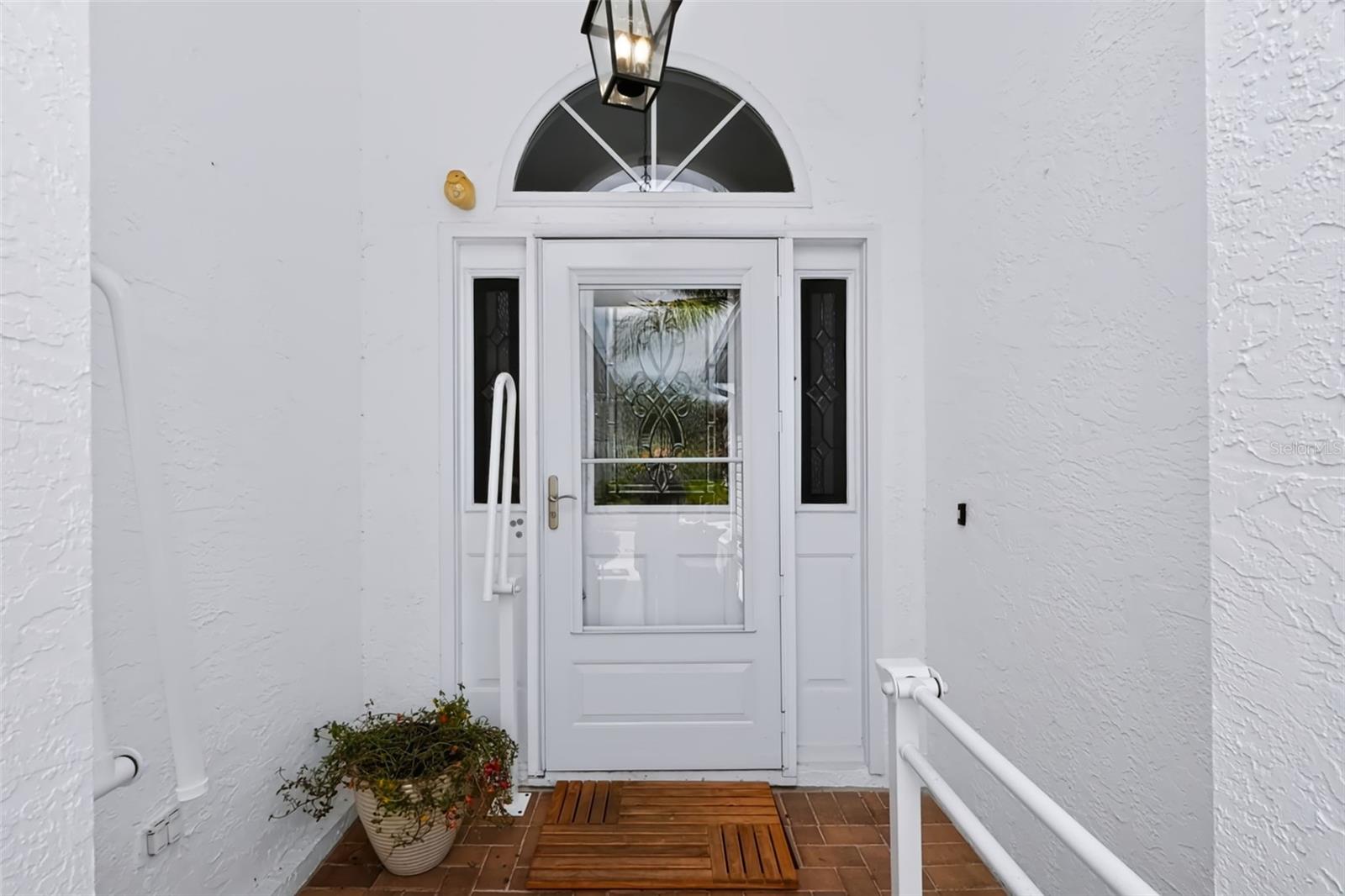 534 Canal Way Property Photo 20