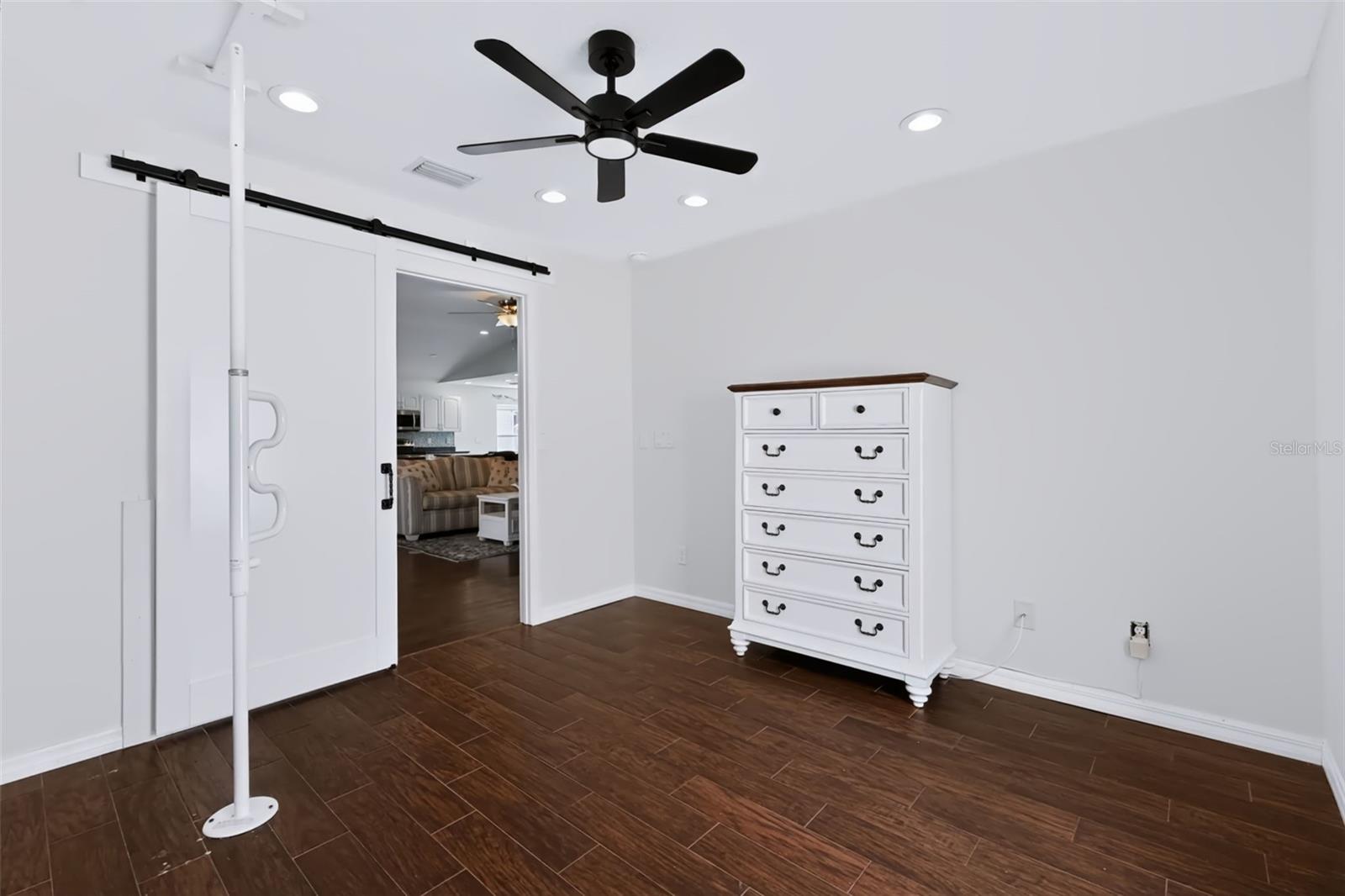 534 Canal Way Property Photo 47