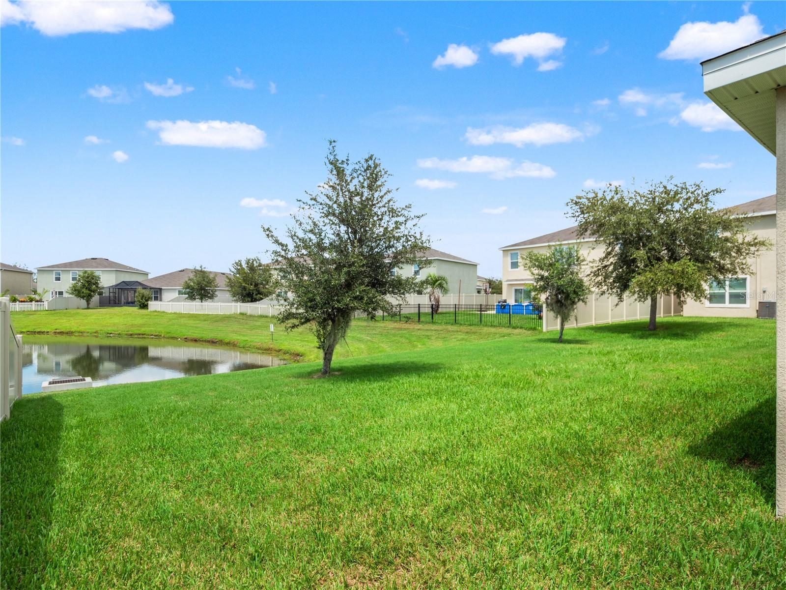 30480 Summer Sun Loop Property Photo 8