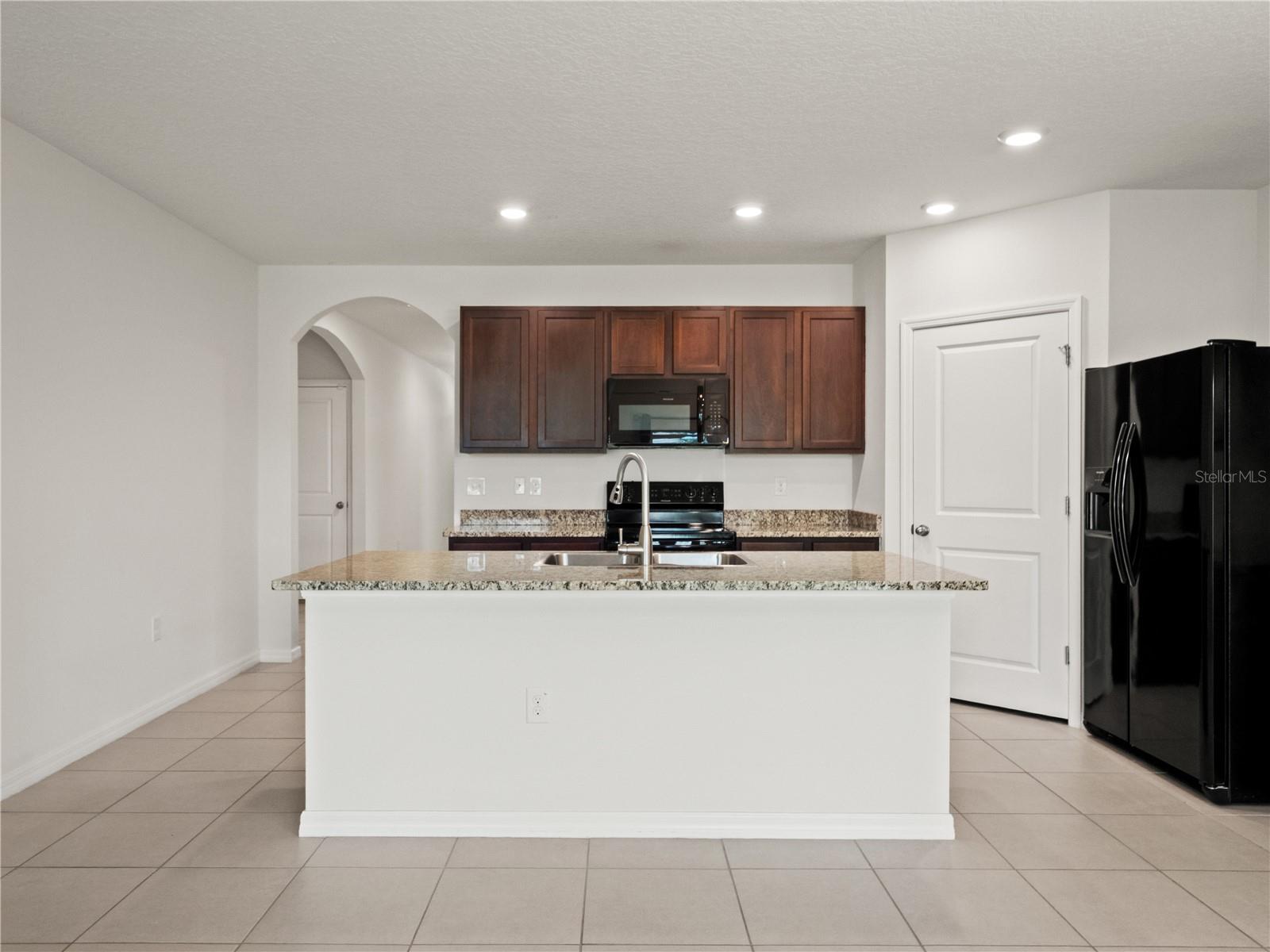 30480 Summer Sun Loop Property Photo 13