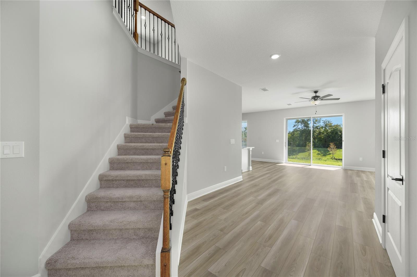 7673 Somersworth Dr Property Photo 18
