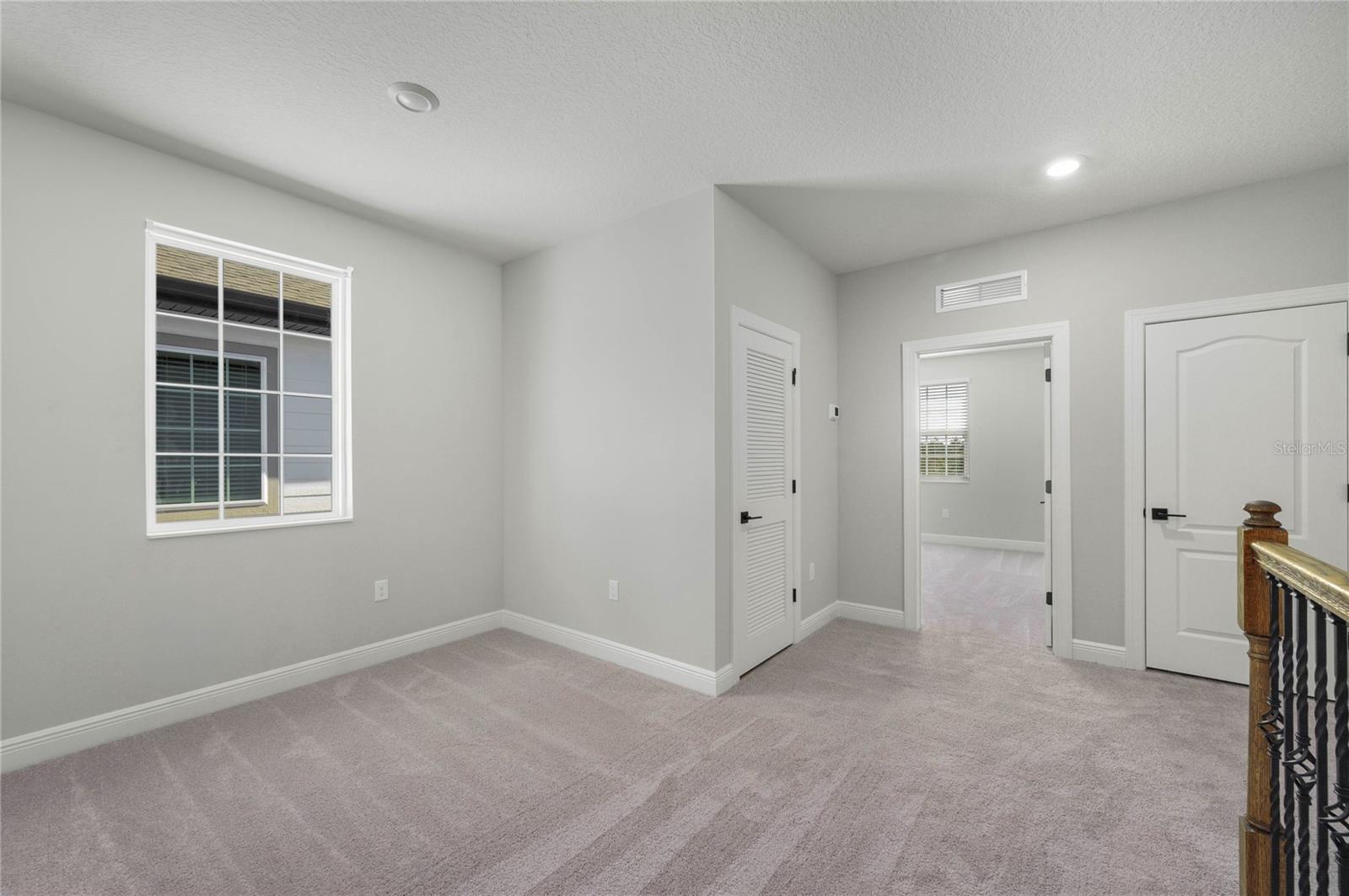 7673 Somersworth Dr Property Photo 20