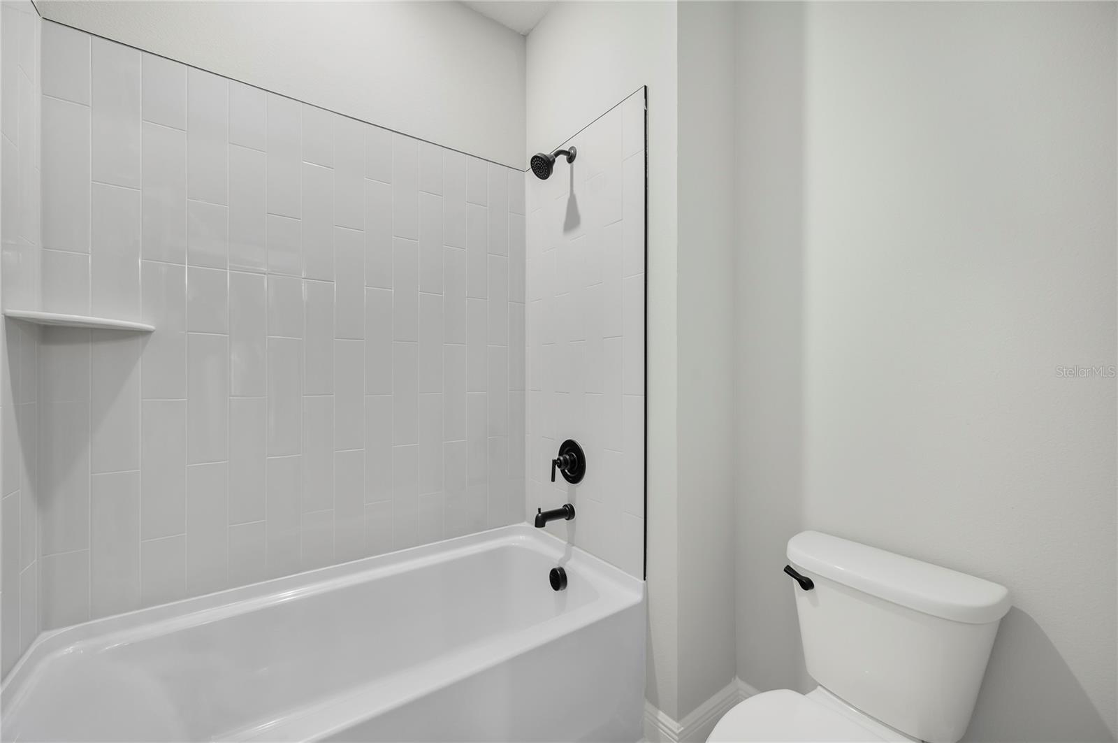 7673 Somersworth Dr Property Photo 29