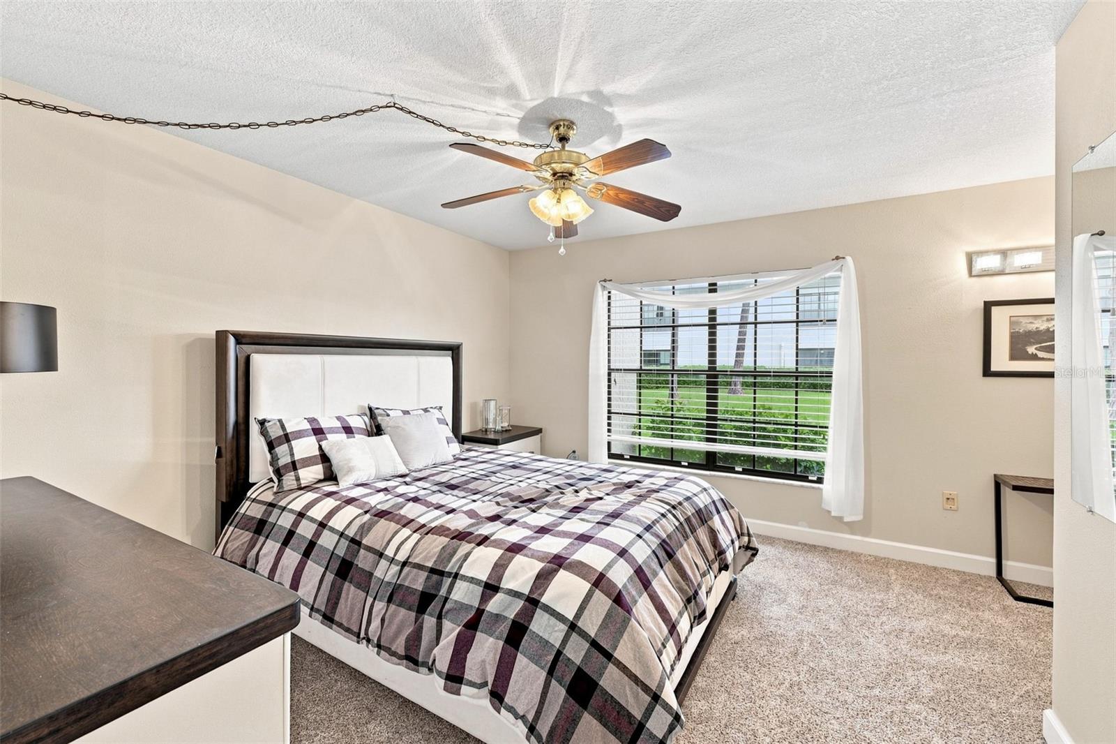 3301 Crystal Ct E #d Property Photo 19