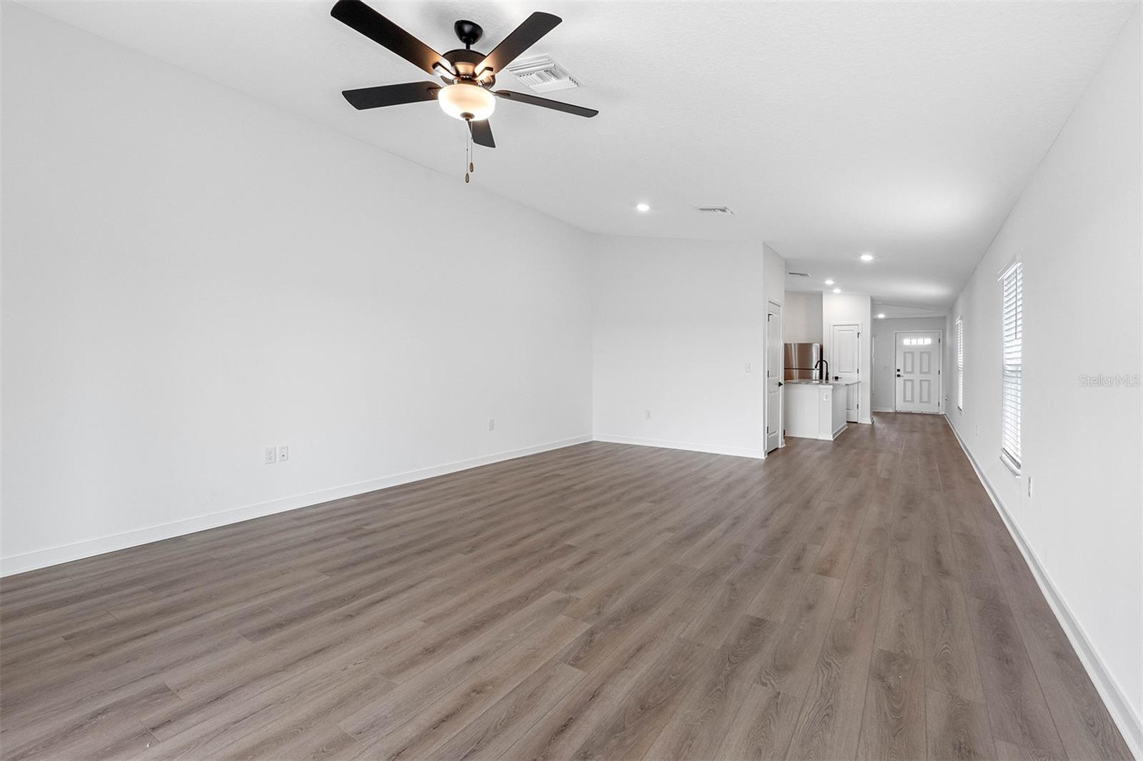 10405 Timbercrest Rd Property Photo 5