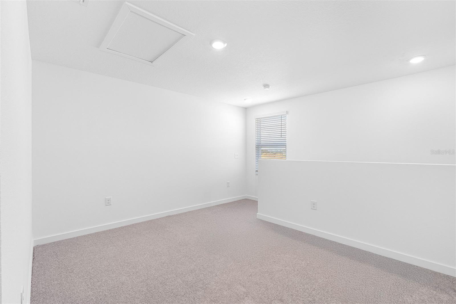 10405 Timbercrest Rd Property Photo 8