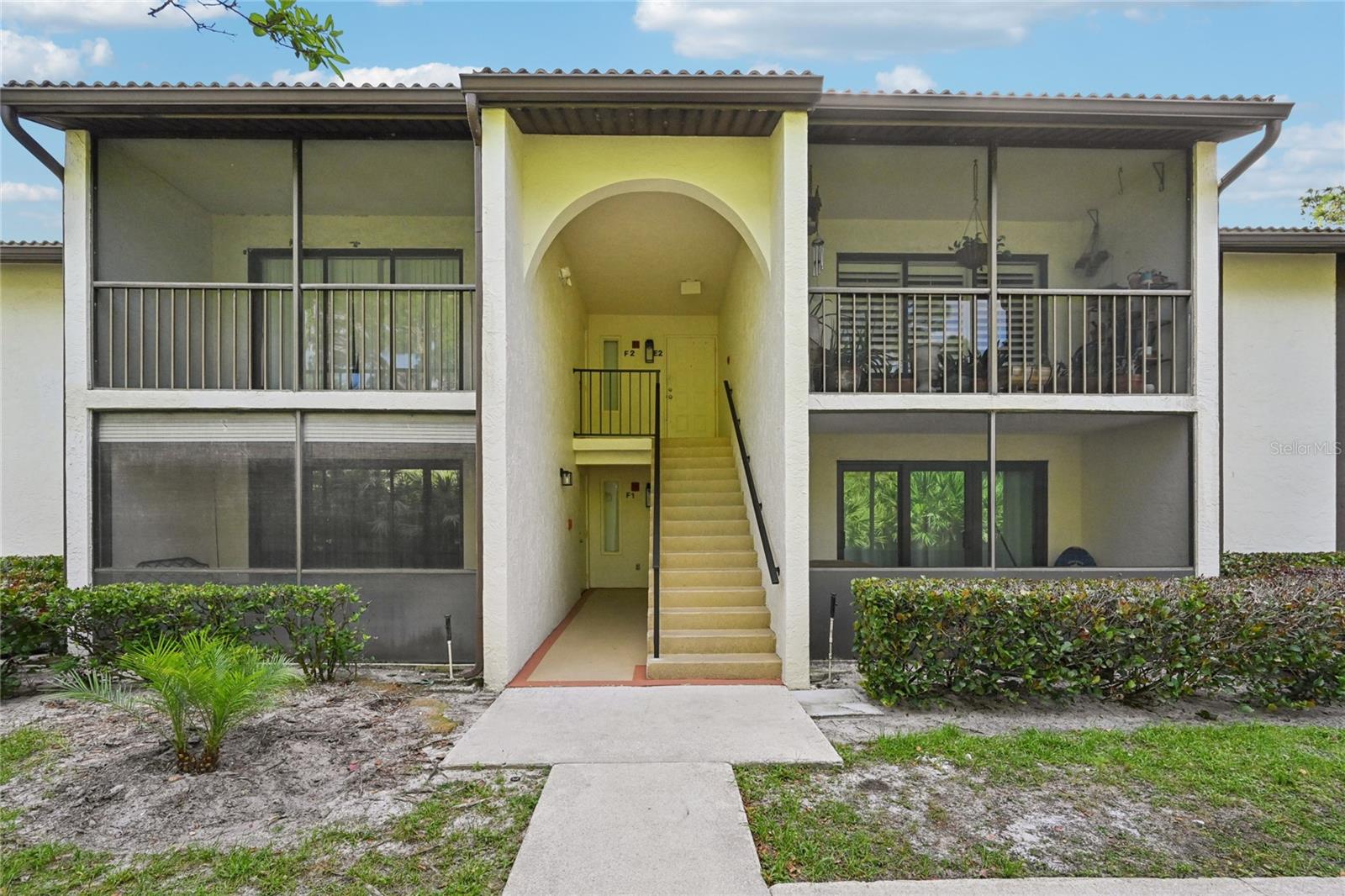 1575 Sw Silver Pine Way #f2 Property Photo 1