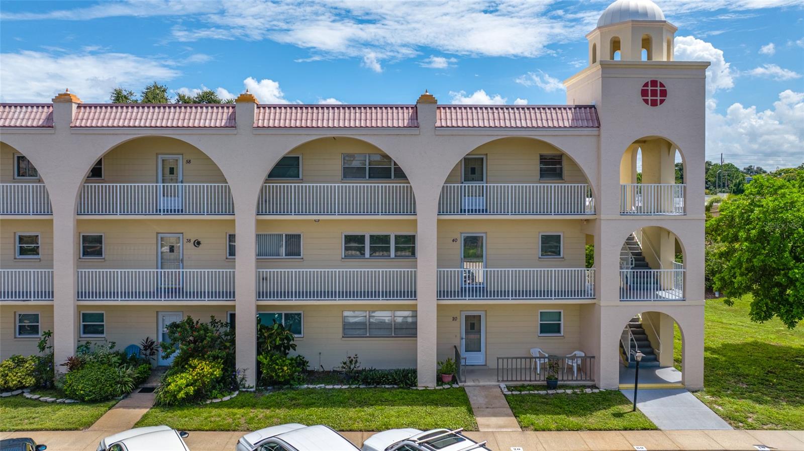 2258 WORLD PARKWAY BLVD W #40 Property Photo 1