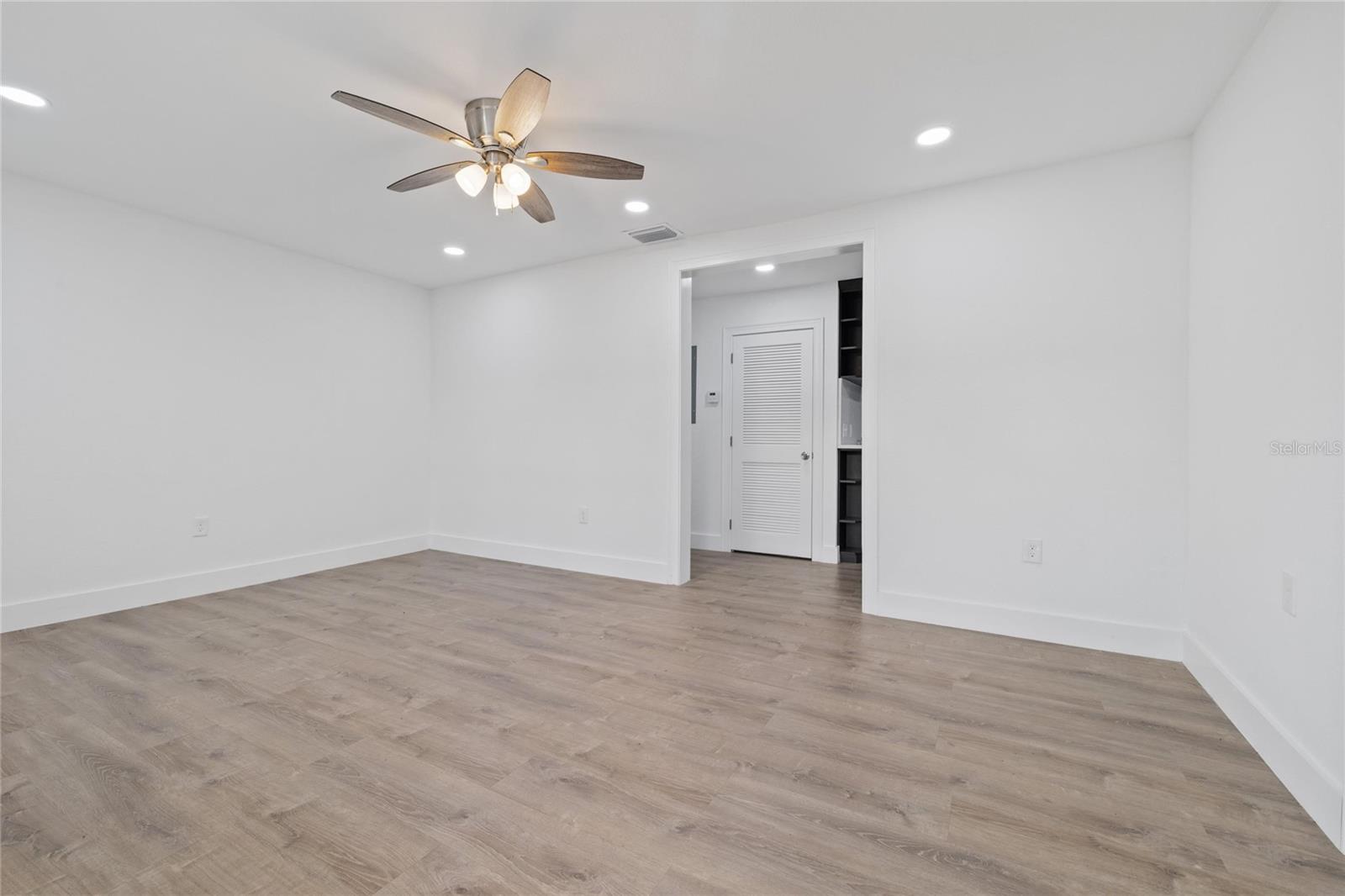 6703 N Boulevard Property Photo 19