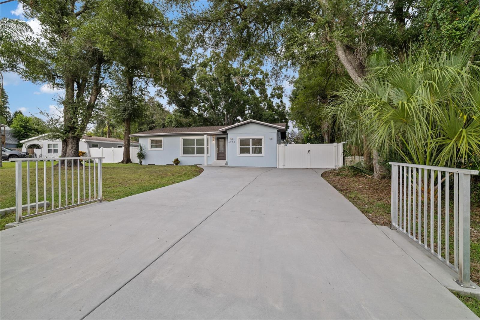 6703 N Boulevard Property Photo 25