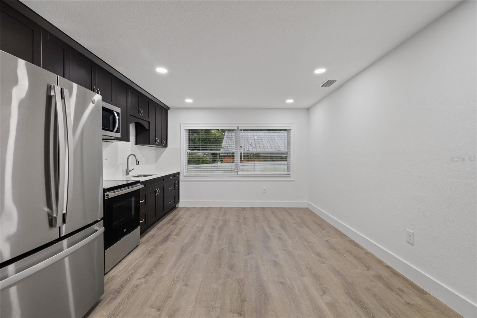 6703 N Boulevard Property Photo 27