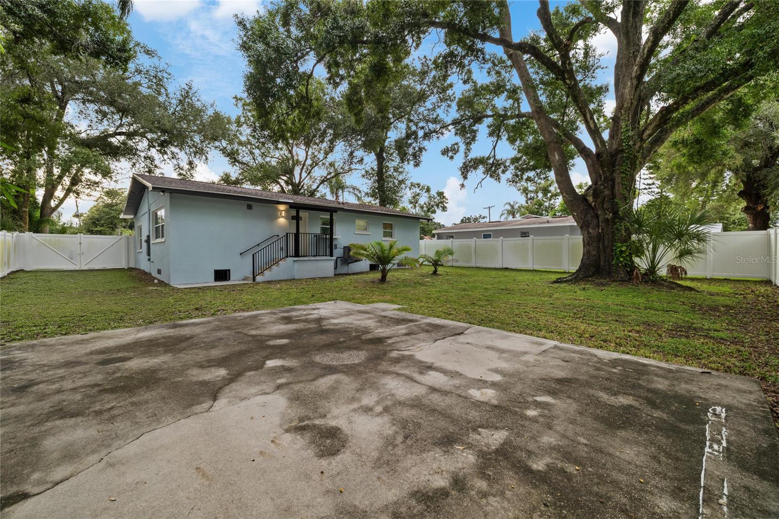 6703 N Boulevard Property Photo 37