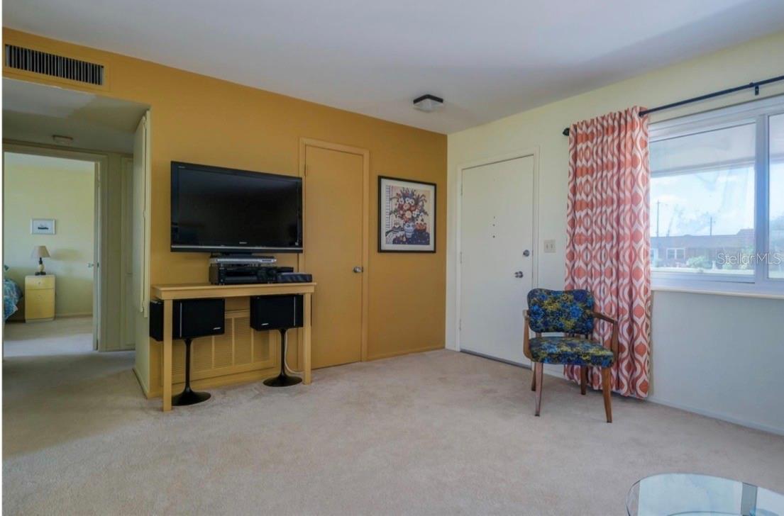 1411 N Pebble Beach Blvd Property Photo 6