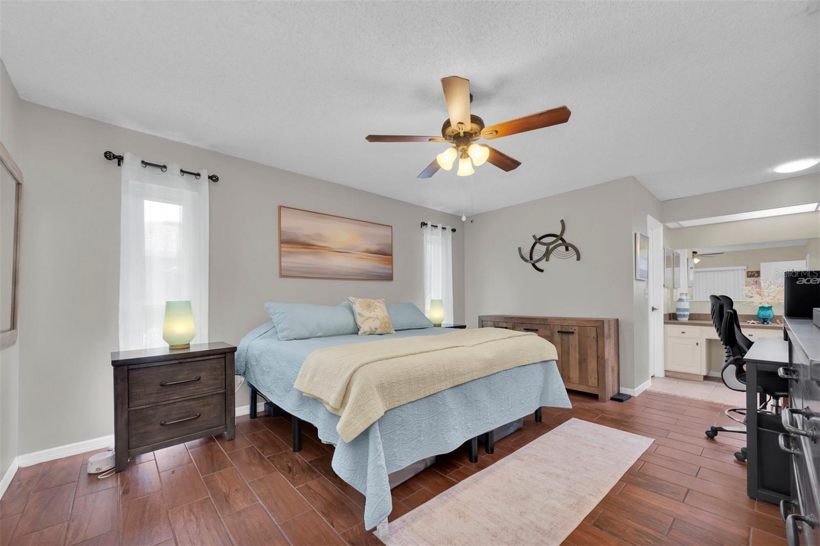 207 Amesbury Cir Property Photo 25