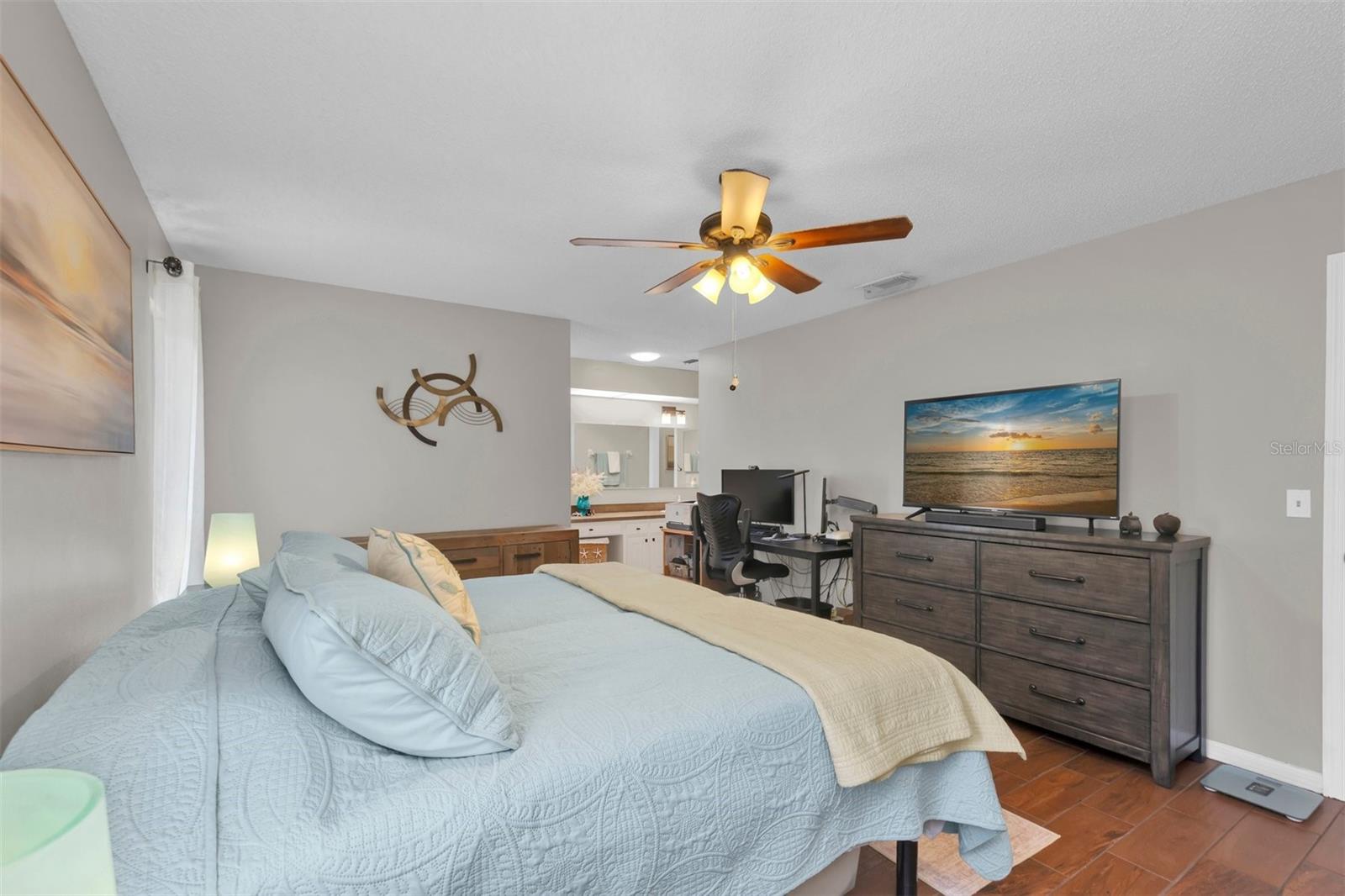 207 Amesbury Cir Property Photo 27