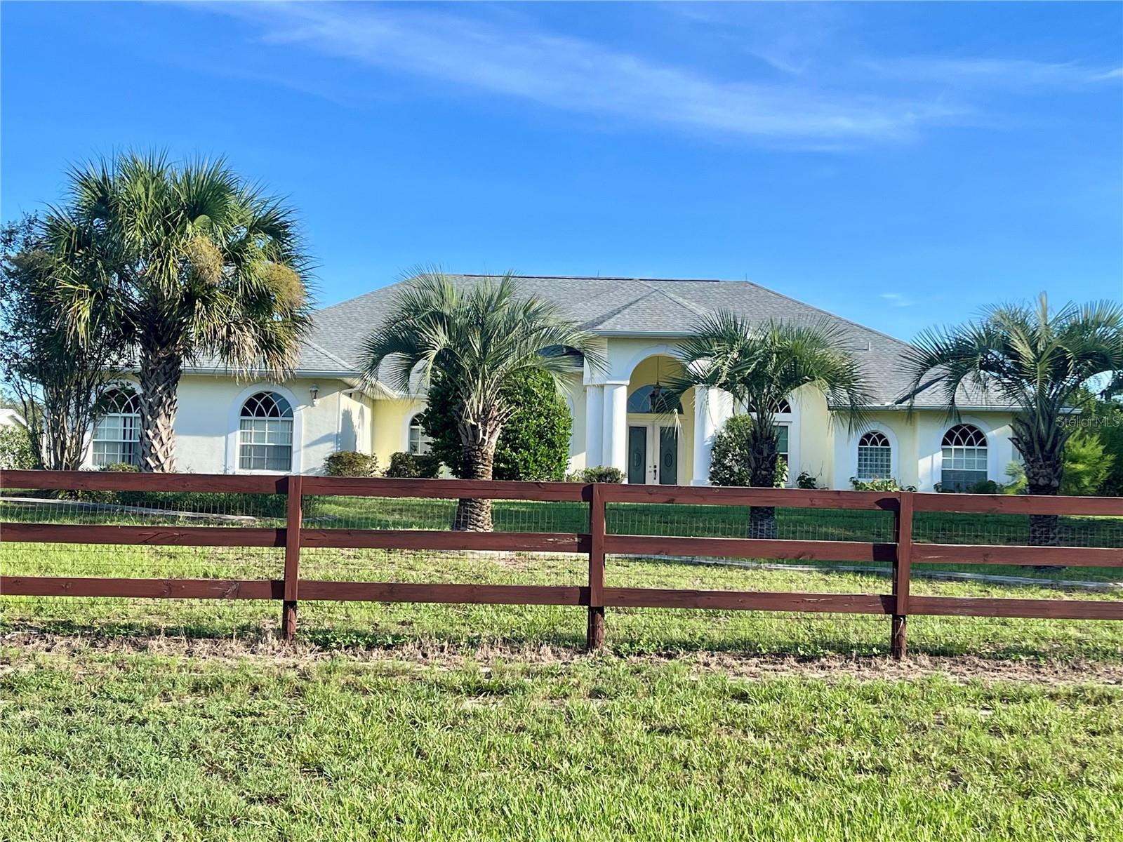 3920 N Stirrup Dr Property Photo