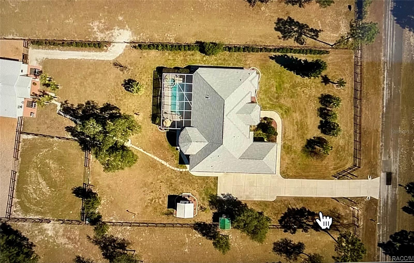 3920 N Stirrup Dr Property Photo 2