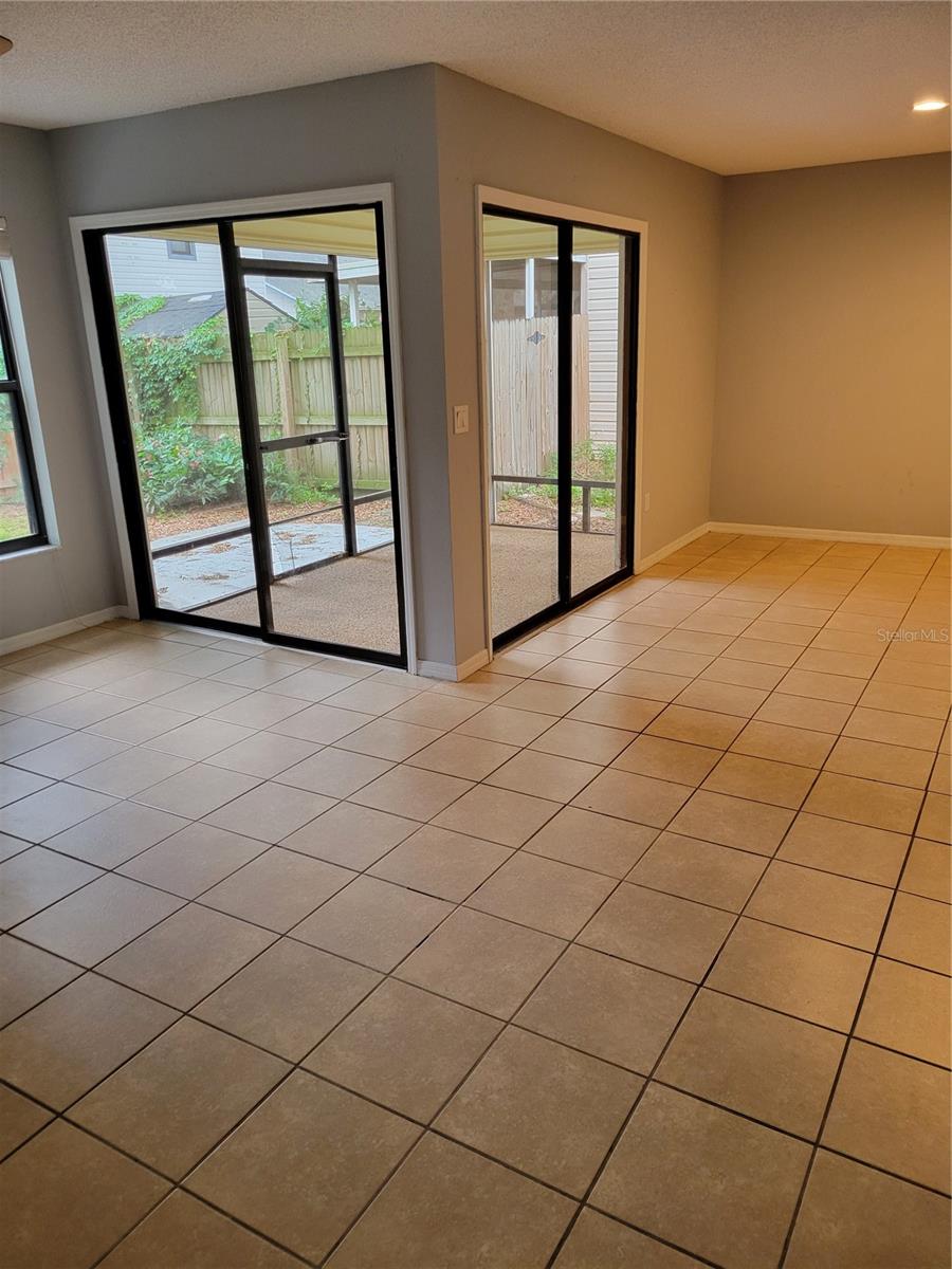 3546 Raintree Way Property Photo 8
